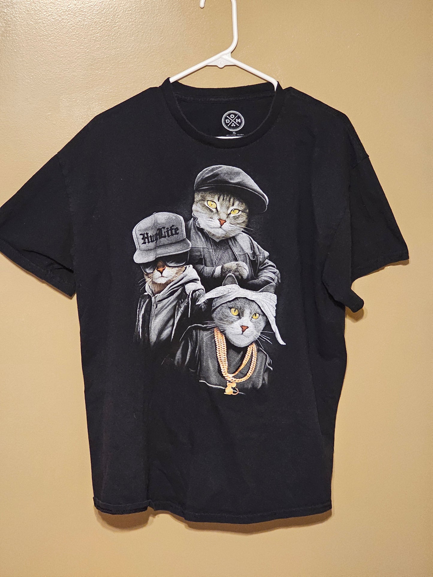 Cats Repping the HugLife