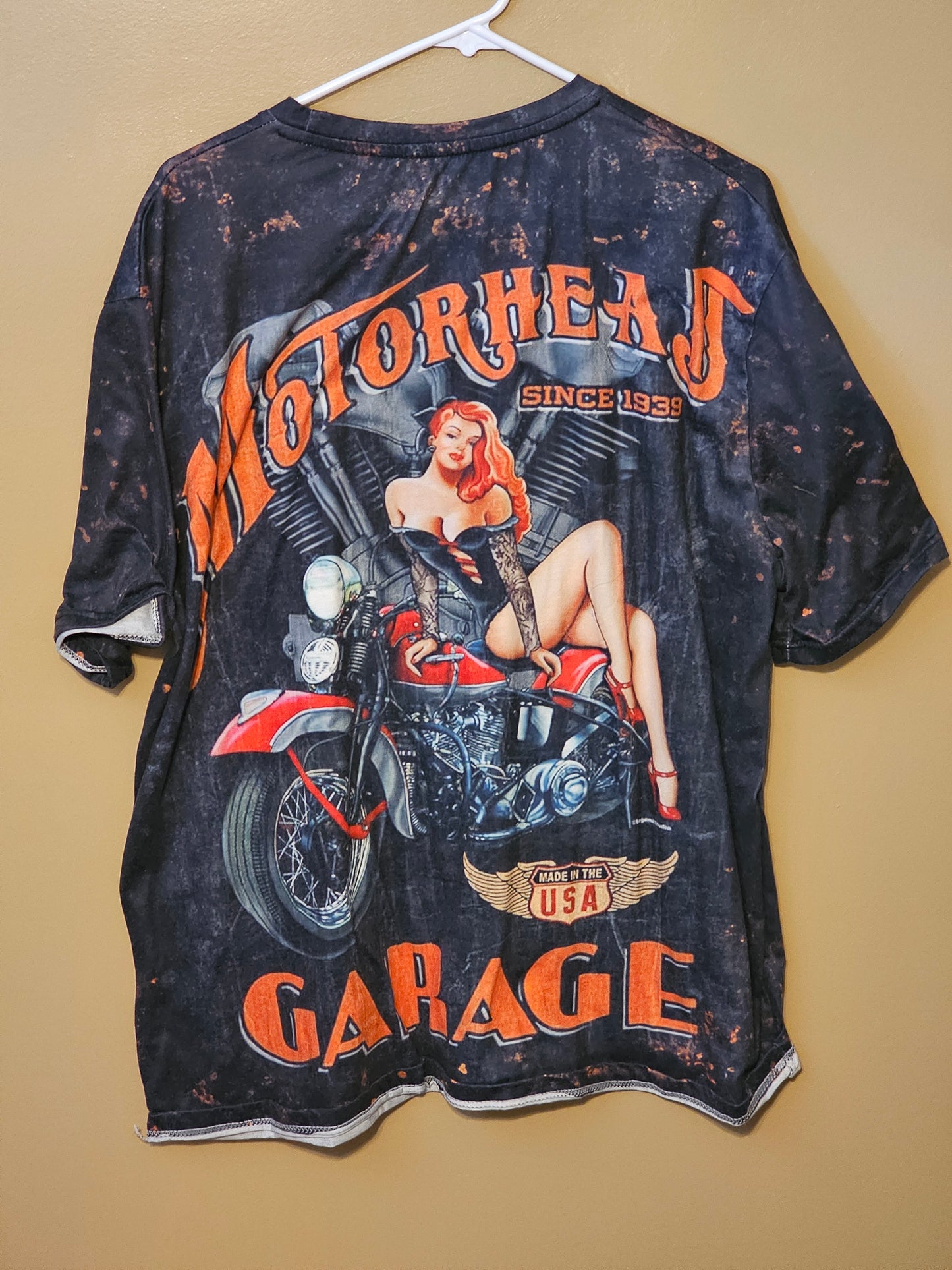 Motorhead Garage - Pin Up Shirt - 3D Print