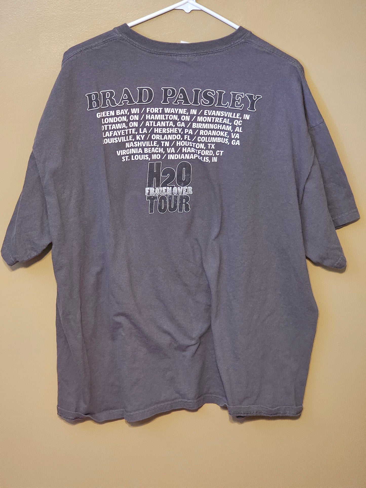 Brad Paisley H20 Frozen Over Tour Shirt