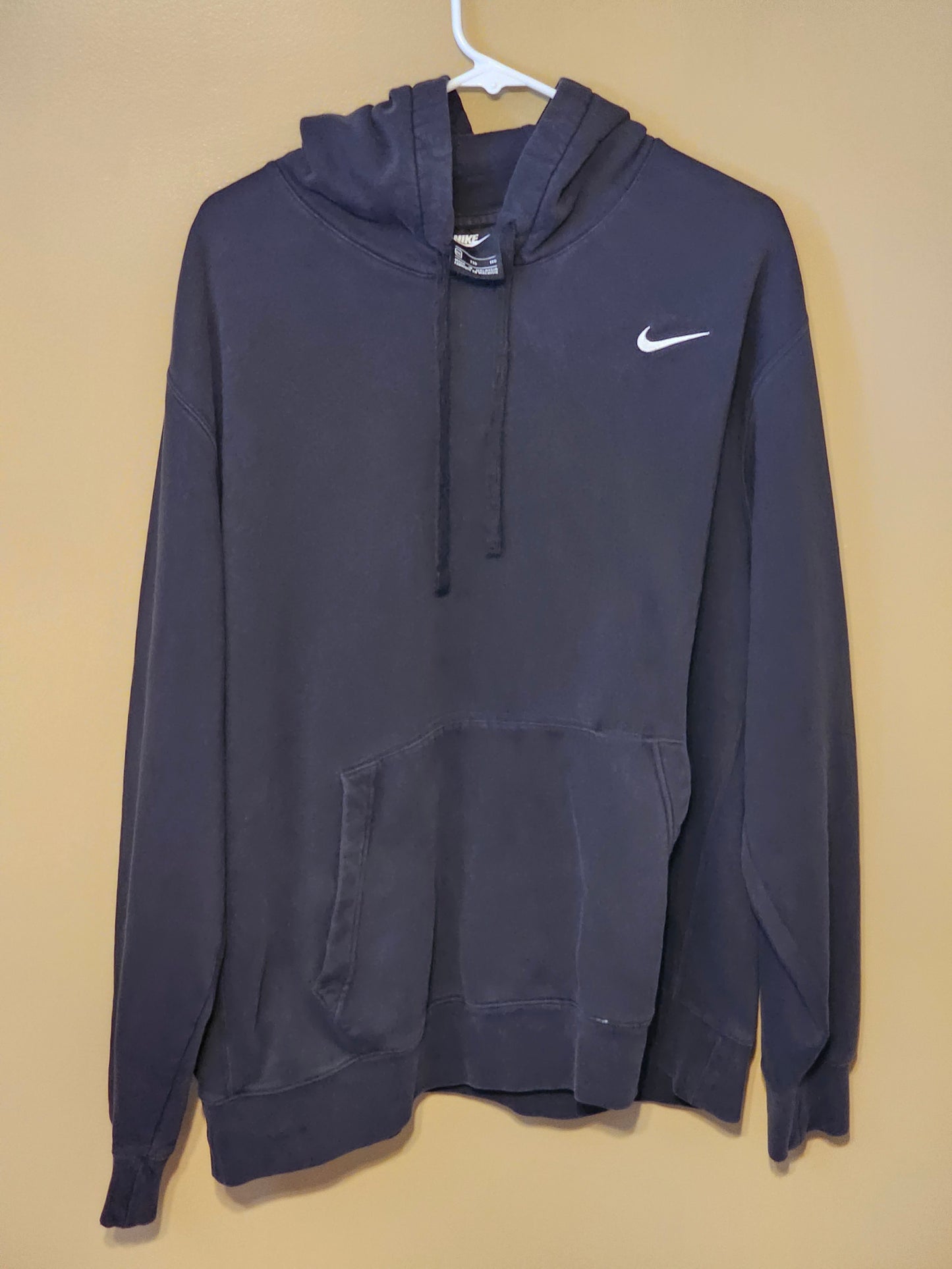 Black, blank Nike Hoodie